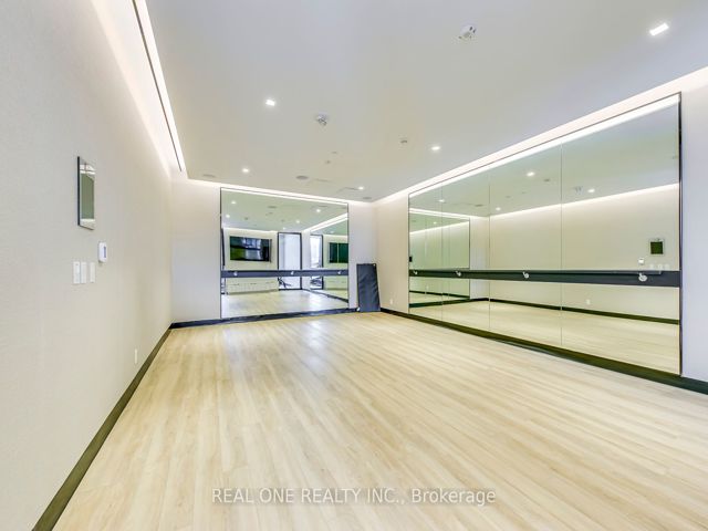1520 - 2020 Bathurst St