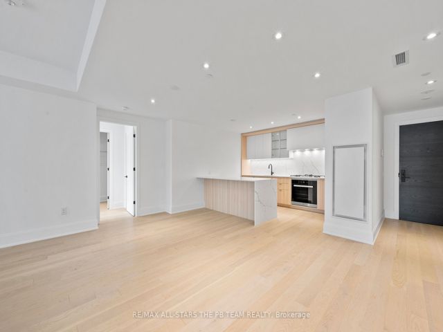 201 - 355 Bedford Park Ave