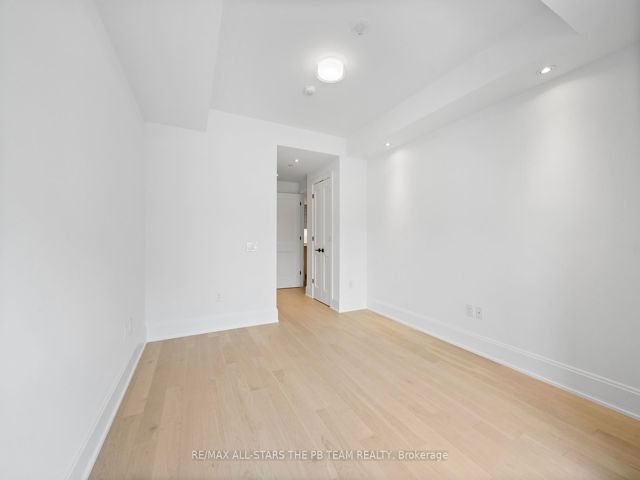 201 - 355 Bedford Park Ave