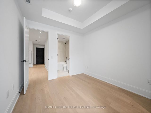 201 - 355 Bedford Park Ave