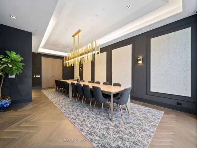 201 - 355 Bedford Park Ave