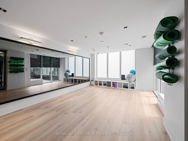 201 - 355 Bedford Park Ave