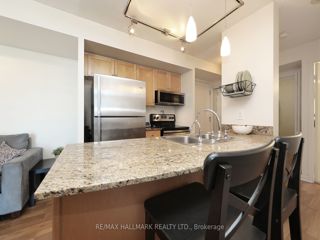 1453 - 313 Richmond St E
