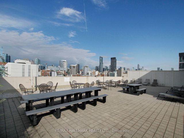 1453 - 313 Richmond St E