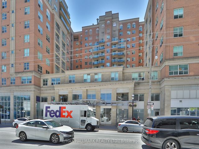 1453 - 313 Richmond St E