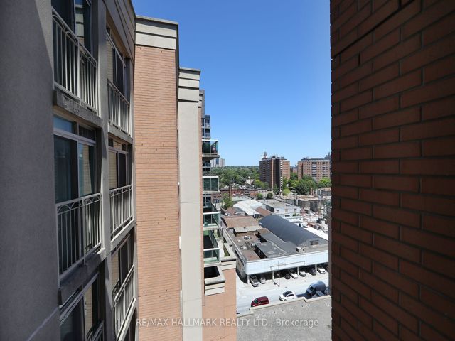 1453 - 313 Richmond St E