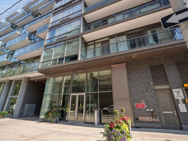 PH 1029 - 55 Stewart St