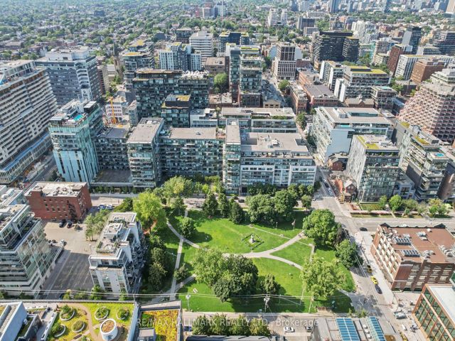 PH 1029 - 55 Stewart St