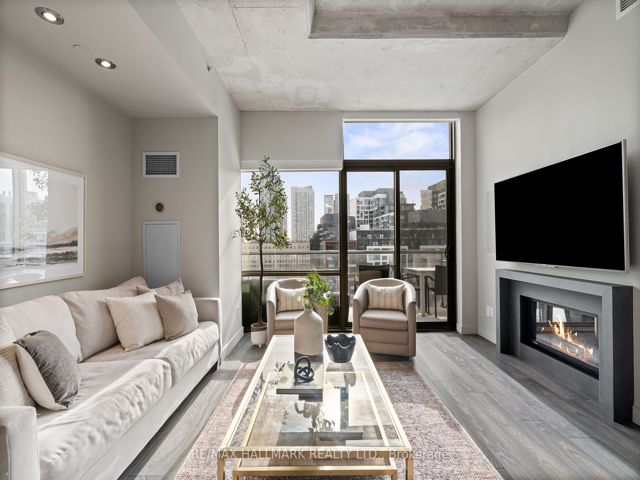 PH 1029 - 55 Stewart St