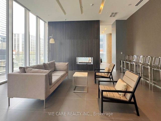 1410 - 15 Grenville St