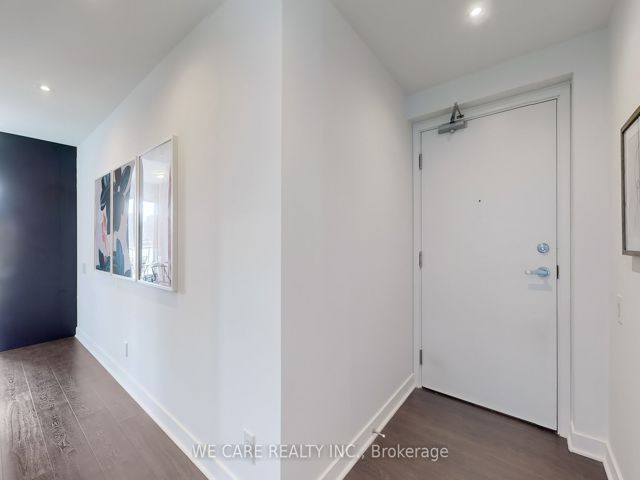 1410 - 15 Grenville St
