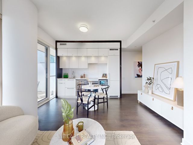 1410 - 15 Grenville St