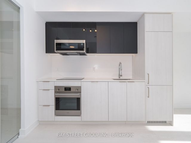 402 - 308 Jarvis St