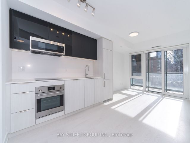 402 - 308 Jarvis St