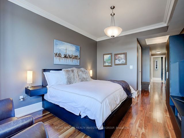 505 - 662 Sheppard Ave E