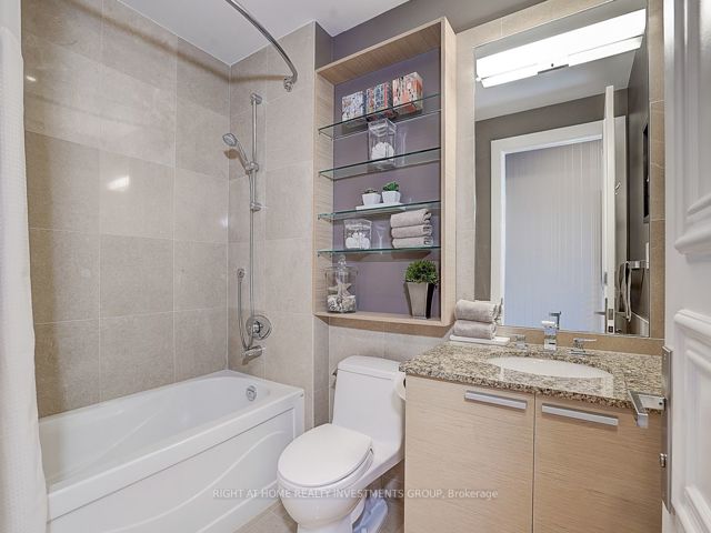 505 - 662 Sheppard Ave E