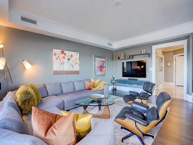 505 - 662 Sheppard Ave E