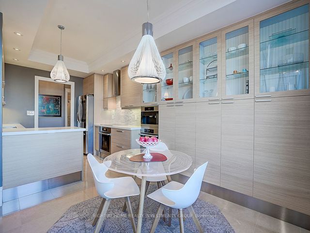 505 - 662 Sheppard Ave E