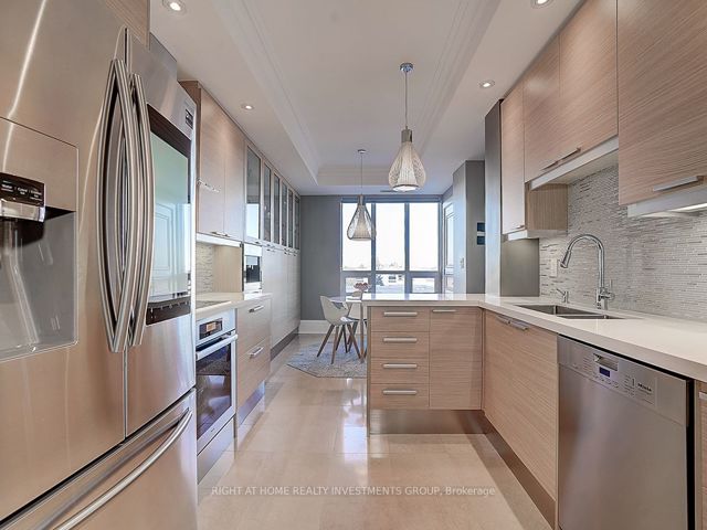 505 - 662 Sheppard Ave E
