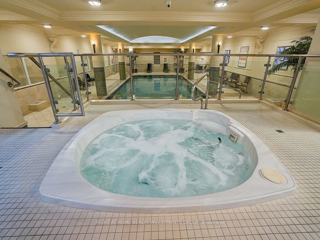 505 - 662 Sheppard Ave E