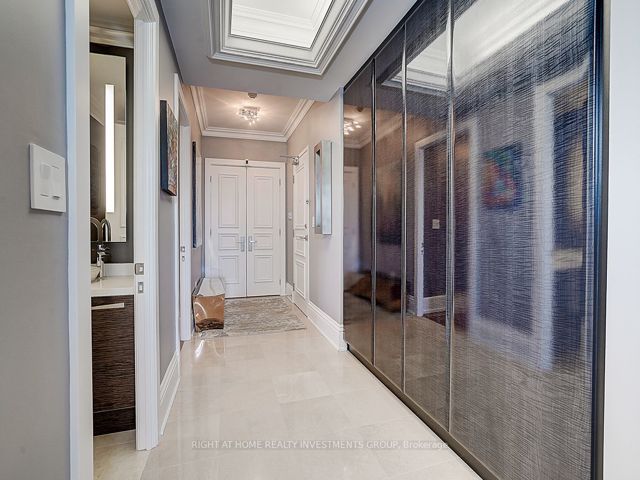 505 - 662 Sheppard Ave E