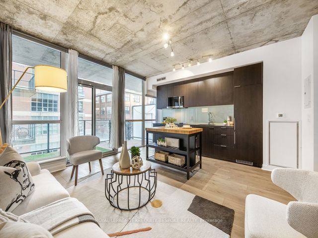 202 - 478 King St W