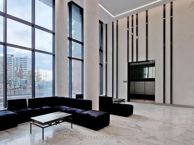 1705 - 38 Forest Manor Rd