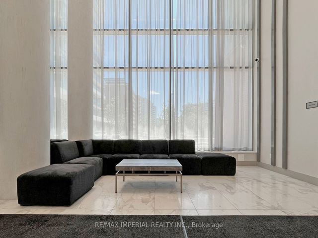1705 - 38 Forest Manor Rd