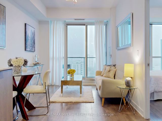 1705 - 38 Forest Manor Rd