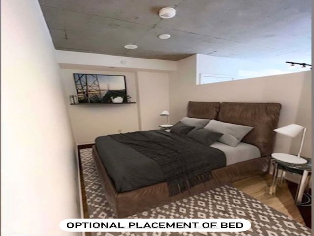 308 - 458 Richmond St W