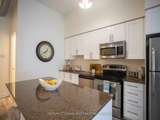 Loft #5 - 2191 Yonge St