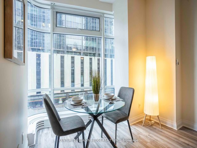 Loft #5 - 2191 Yonge St