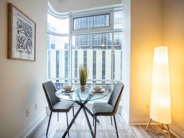 Loft #5 - 2191 Yonge St