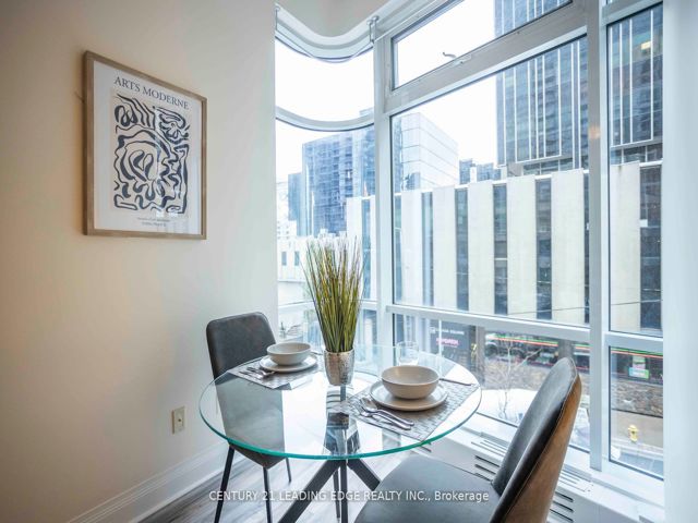 Loft #5 - 2191 Yonge St