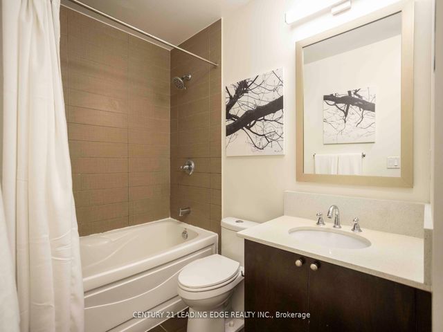 Loft #5 - 2191 Yonge St