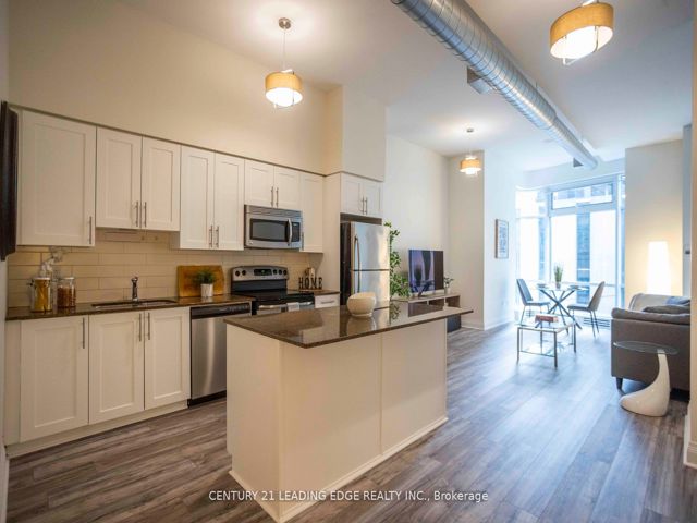 Loft #5 - 2191 Yonge St