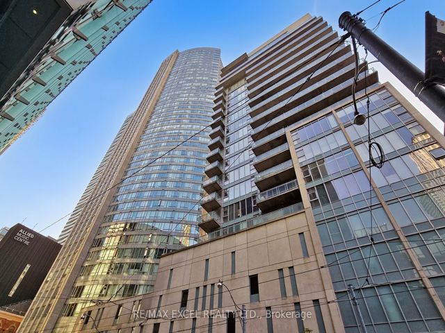 3401 - 210 Victoria St