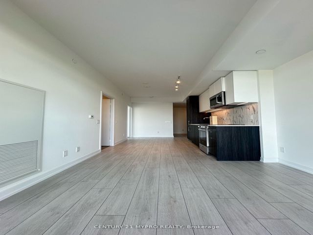 607 - 500 Dupont St W