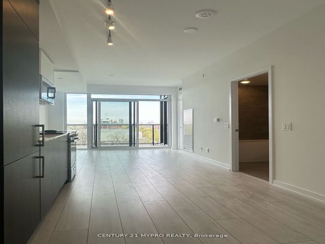607 - 500 Dupont St W