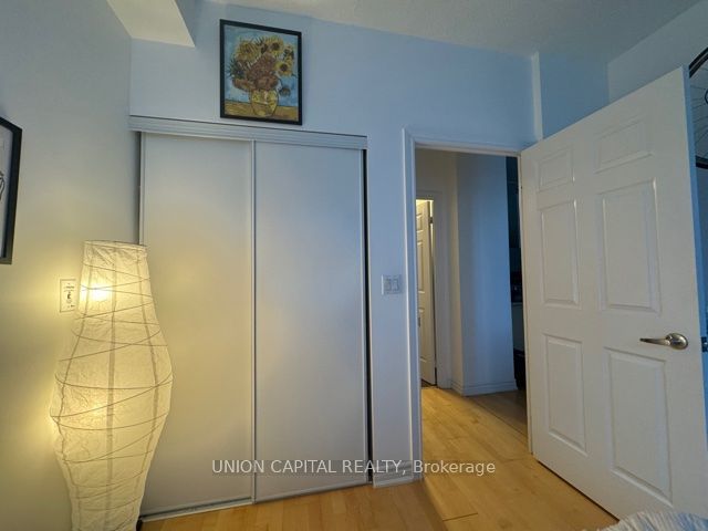 3613 - 761 Bay St