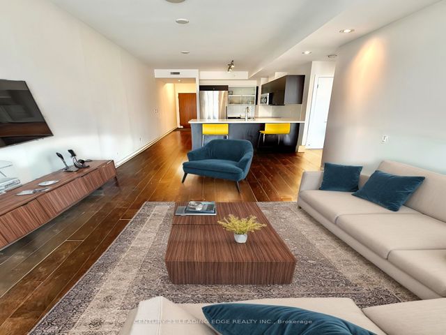 1312 - 170 Fort York Blvd