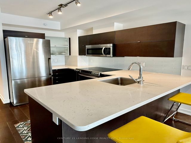 1312 - 170 Fort York Blvd