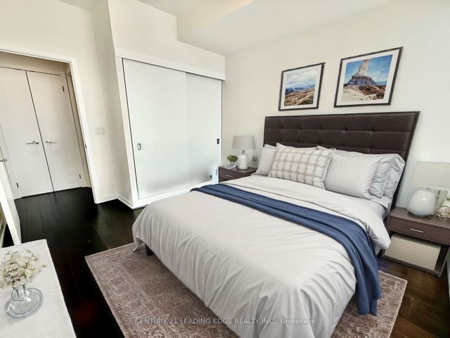 1312 - 170 Fort York Blvd