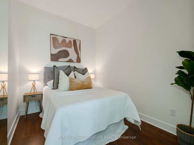 124 - 35 Brian Peck Cres