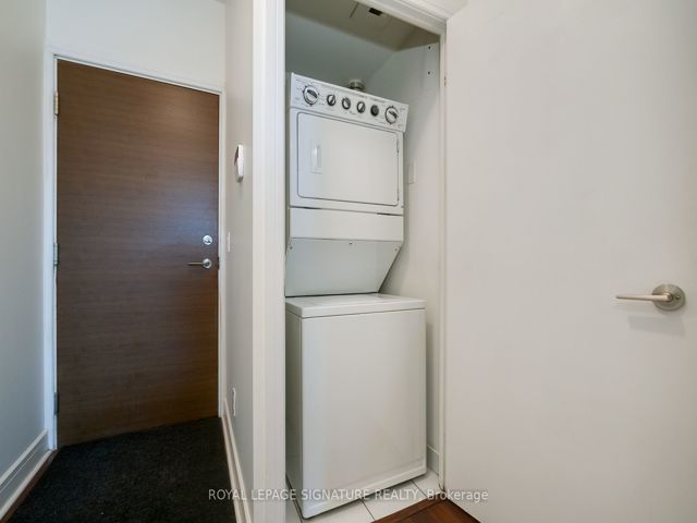 124 - 35 Brian Peck Cres