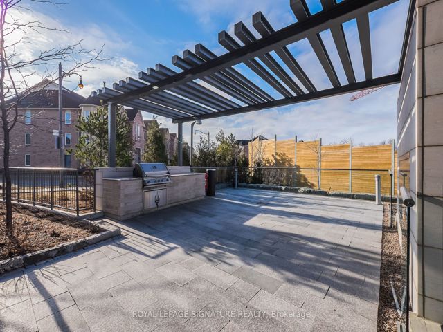 124 - 35 Brian Peck Cres