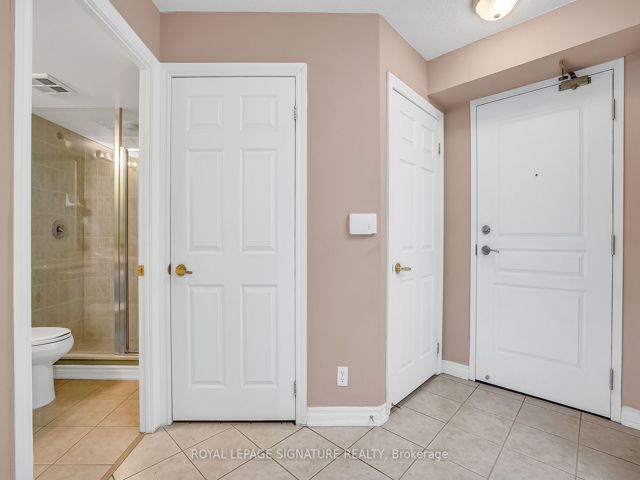 308 - 16 Dallimore Circ