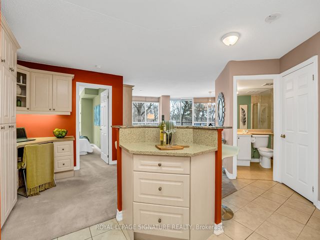 308 - 16 Dallimore Circ
