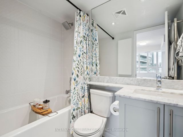 802 - 125 Western Battery Rd