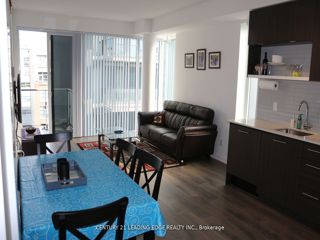 710 - 435 Richmond St W